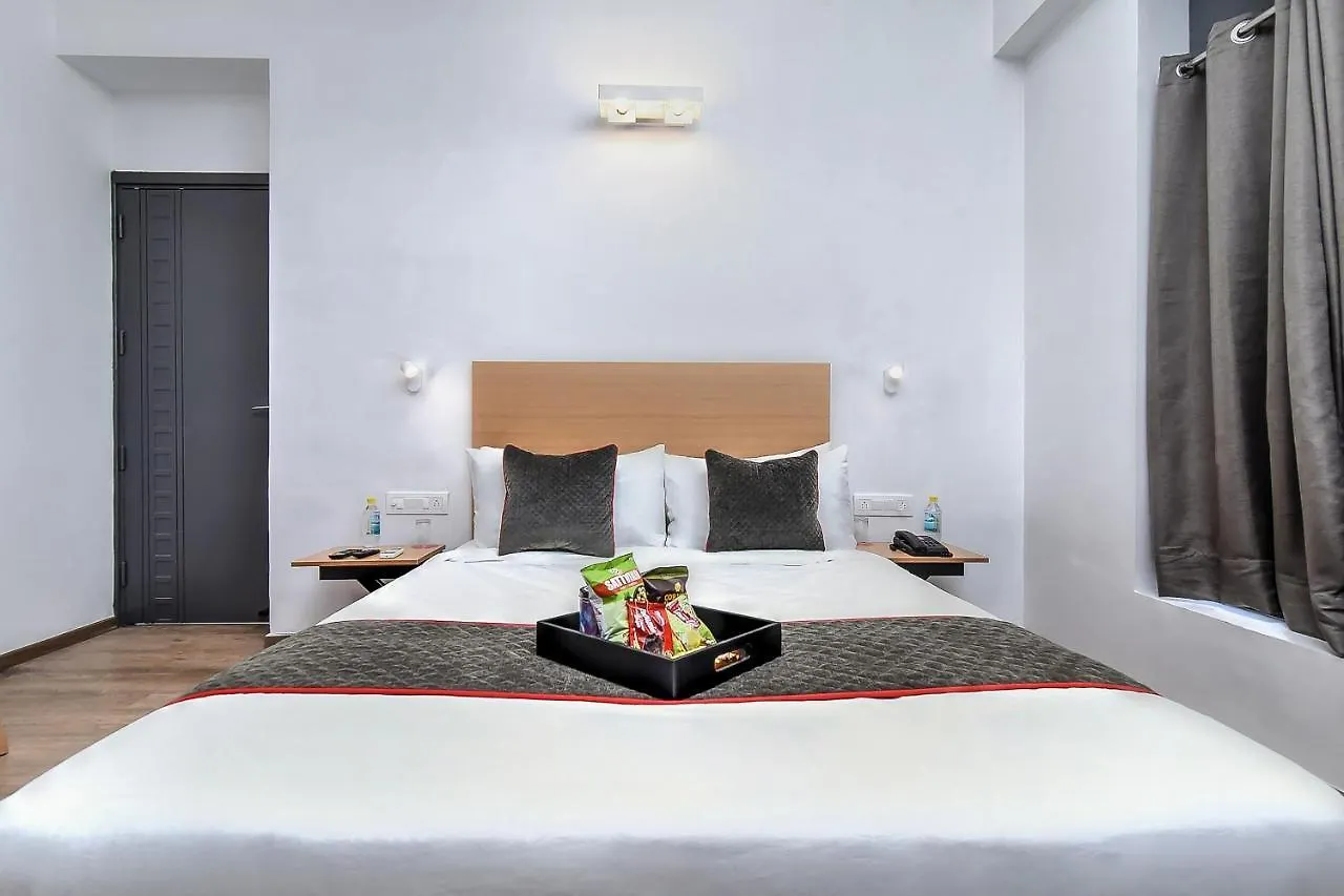 מלון גורגאון Oyo Townhouse 044 Sector 14 Gurugram